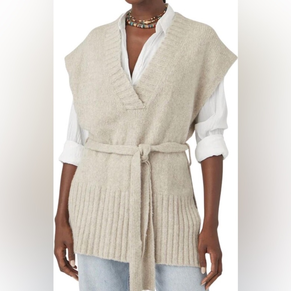 Xirena Oat Margo Wool Cashmere Tie‎ Waist Vest - Medium